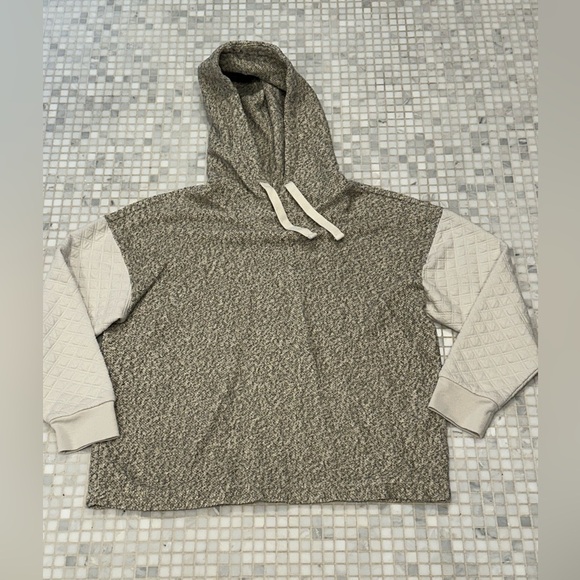 Madewell Tops - Madewell Quilted Sleeve Ivory Gray Hoodie Sweatshirt